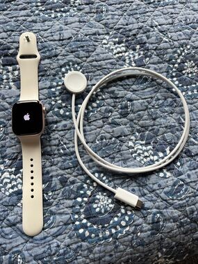 42mm Apple Watch Series 10 Rose Gold